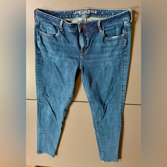 American Eagle Outfitters Blue Jeans 16 Long - Picture 1 of 9